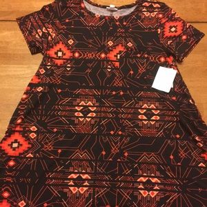 Lularoe M Carly